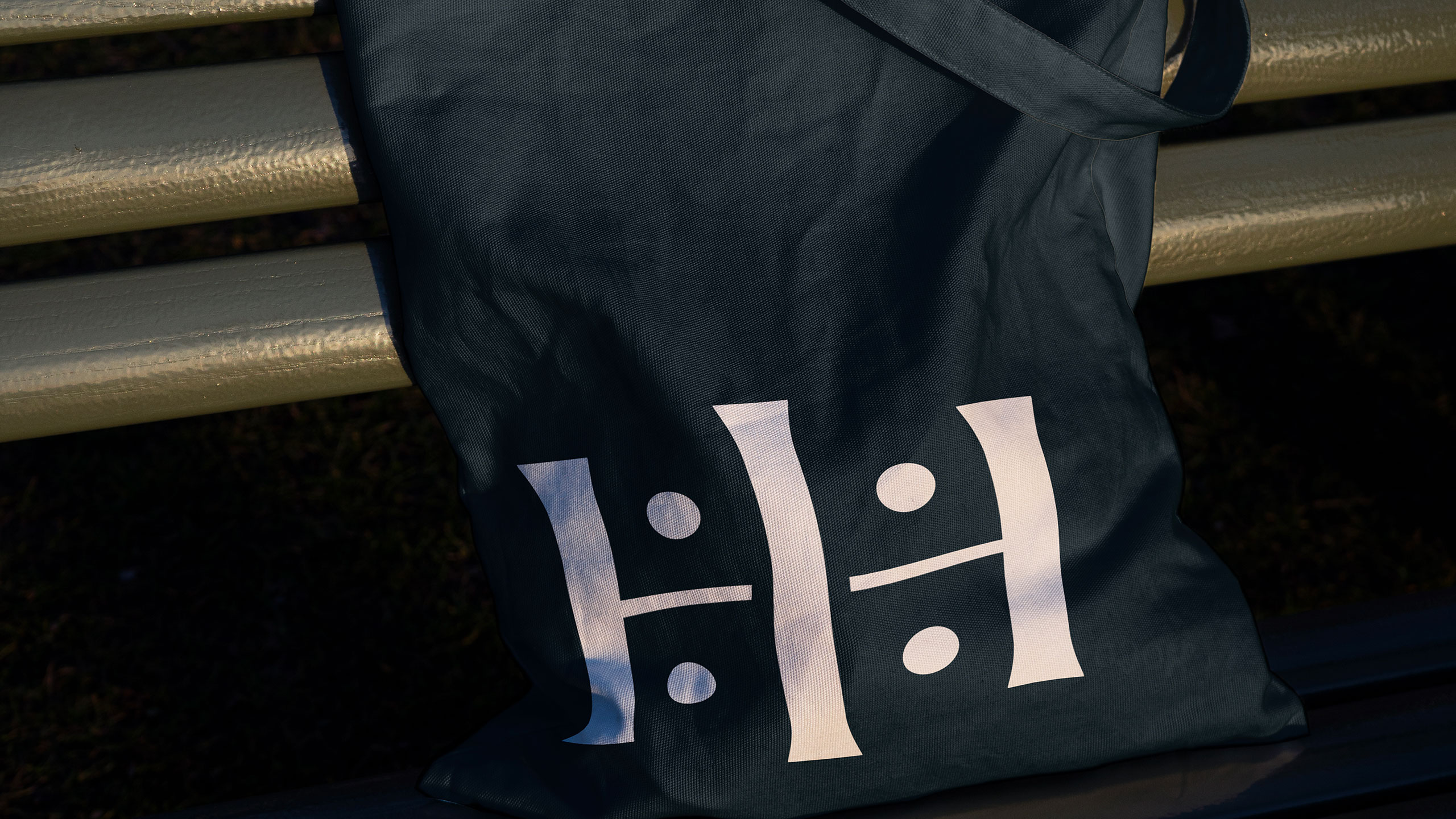 內(nèi)赫布里德品牌形象設(shè)計(jì)